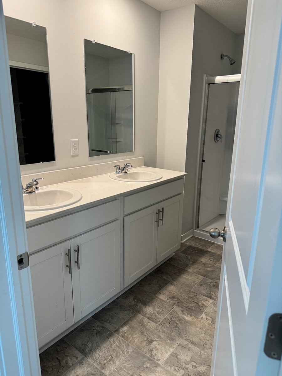 Furnished Finder property 1034006_1 photo 4