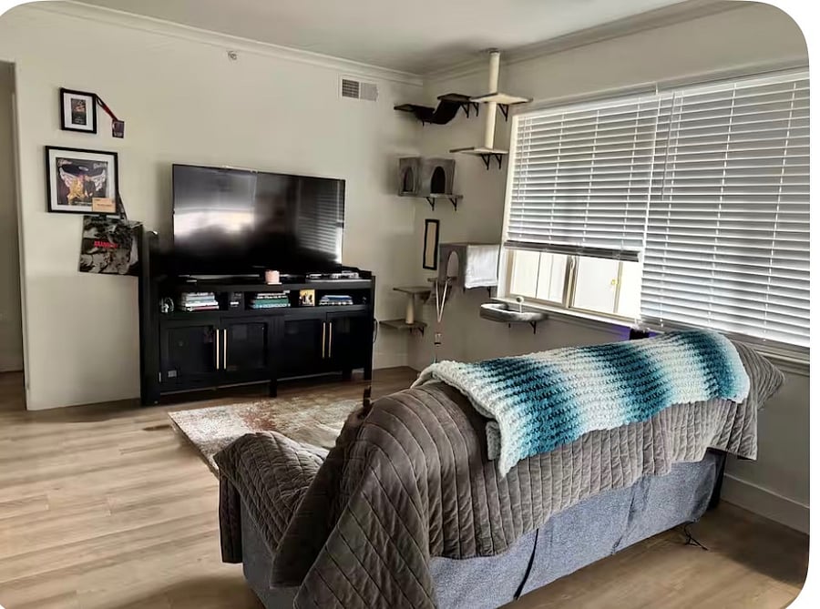 Furnished Finder property 1034009_1 photo 8