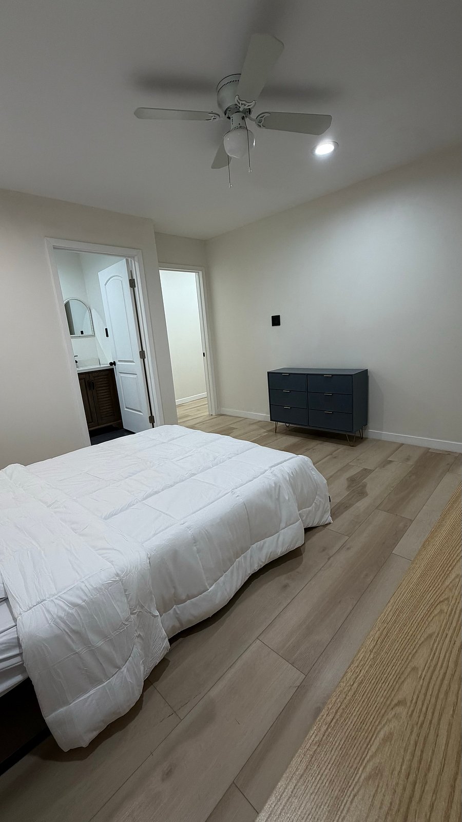 Furnished Finder property 1034024_1 photo 20