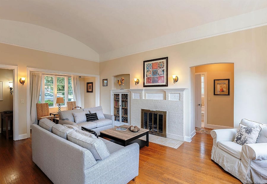 **Upstairs main level living room**