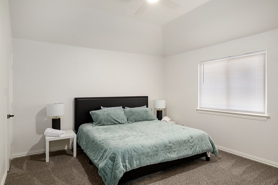 Furnished Finder property 1034046_1 photo 38