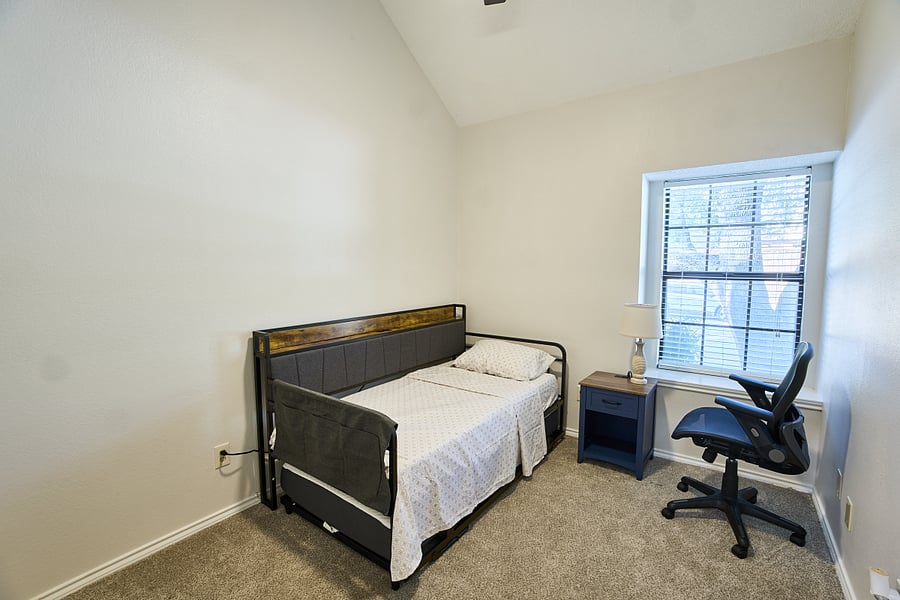 Furnished Finder property 1034093_1 photo 11