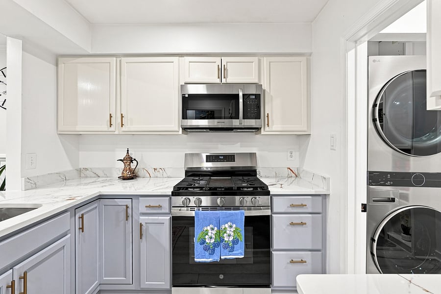 Furnished Finder property 1034115_1 photo 4