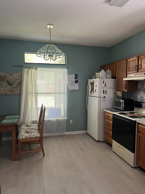 Furnished Finder property 1034116_1 photo 6