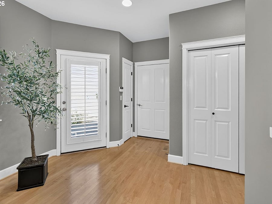 Furnished Finder property 1034127_1 photo 5