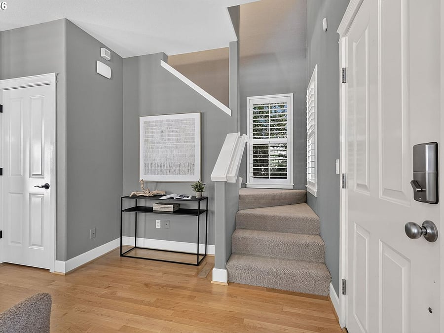 Furnished Finder property 1034127_1 photo 18