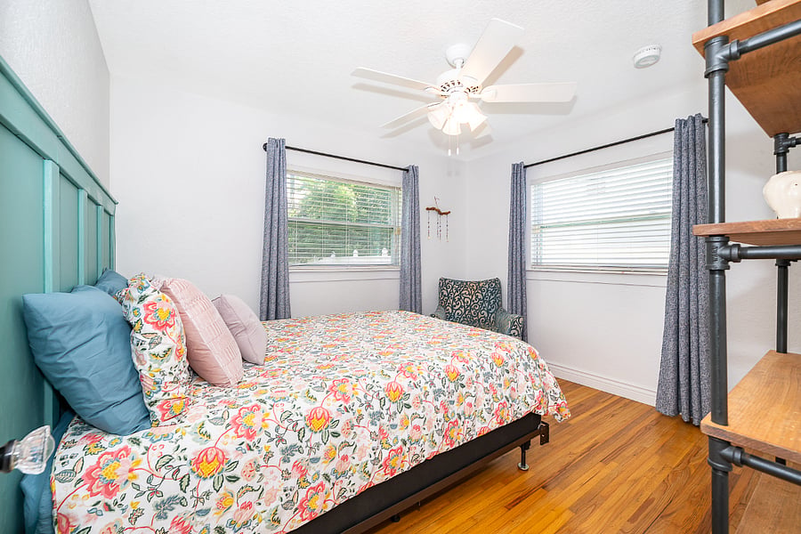 Bedroom with Queen bed.