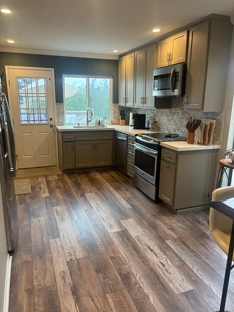Furnished Finder property 1034188_1 photo 4