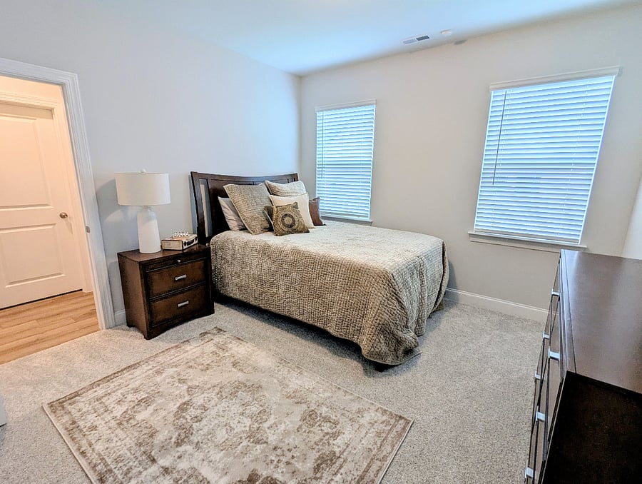 Furnished Finder property 1034208_1 photo 3