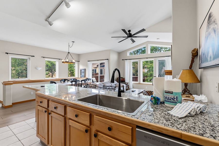 Furnished Finder property 1034244_1 photo 4