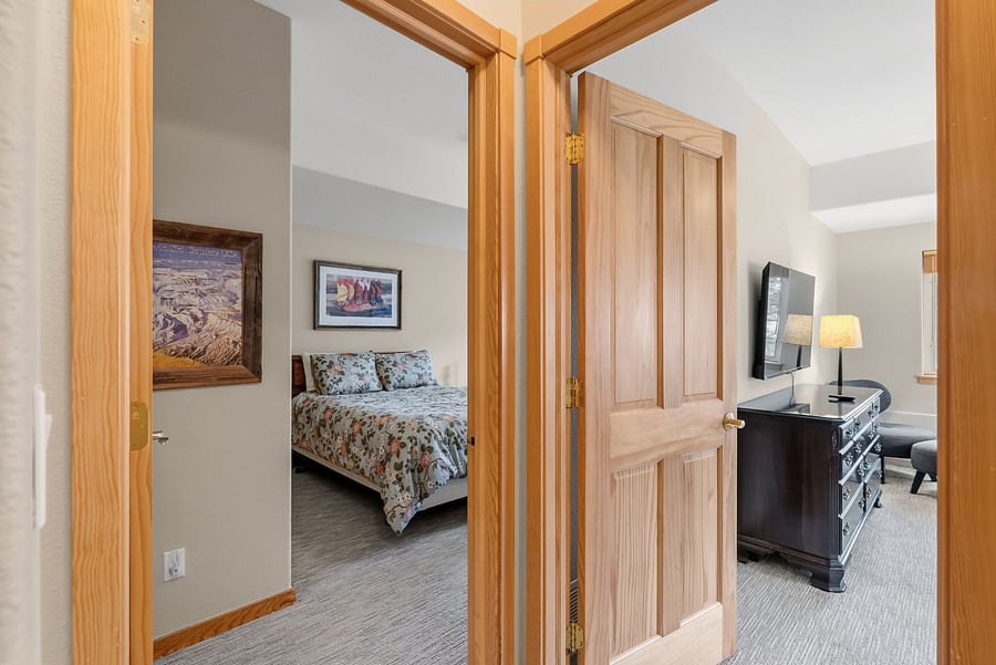Furnished Finder property 1034244_1 photo 24