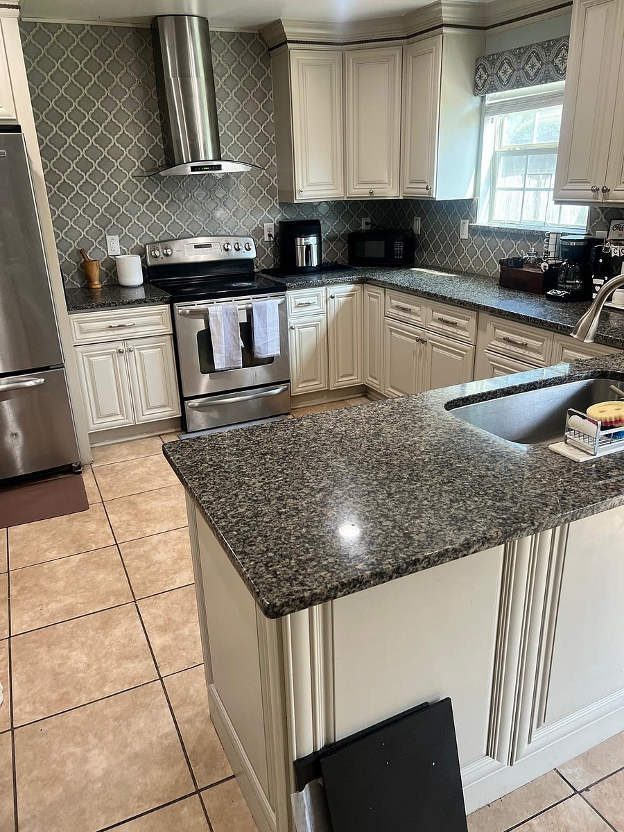 Furnished Finder property 1034245_1 photo 17