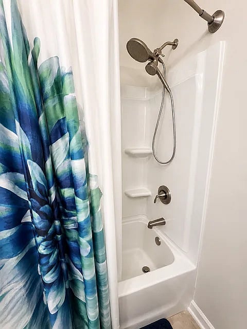 Full bathroom