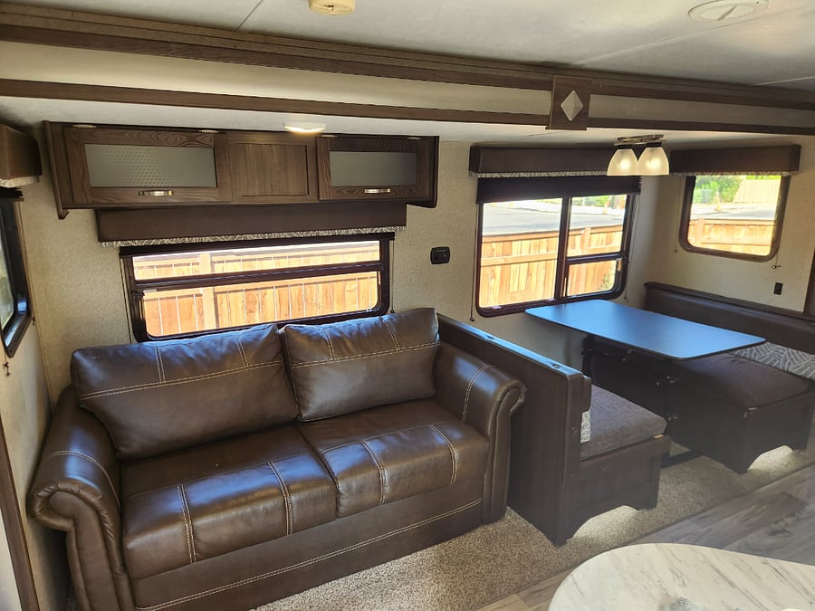 Furnished Finder property 1034256_1 photo 2