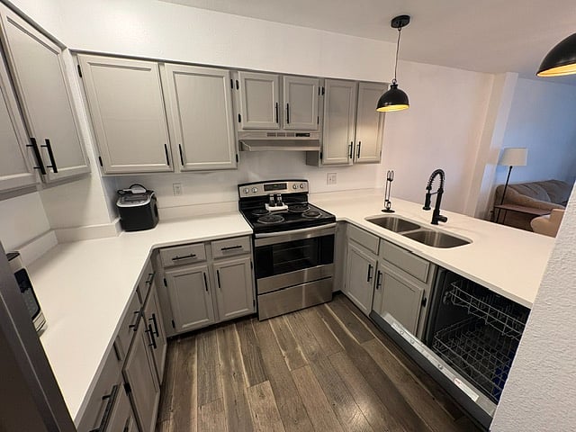 Furnished Finder property 1034258_1 photo 3