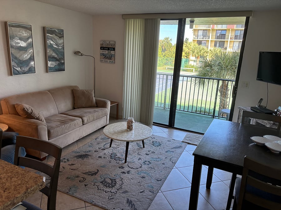 Furnished Finder property 1034271_1 photo 8