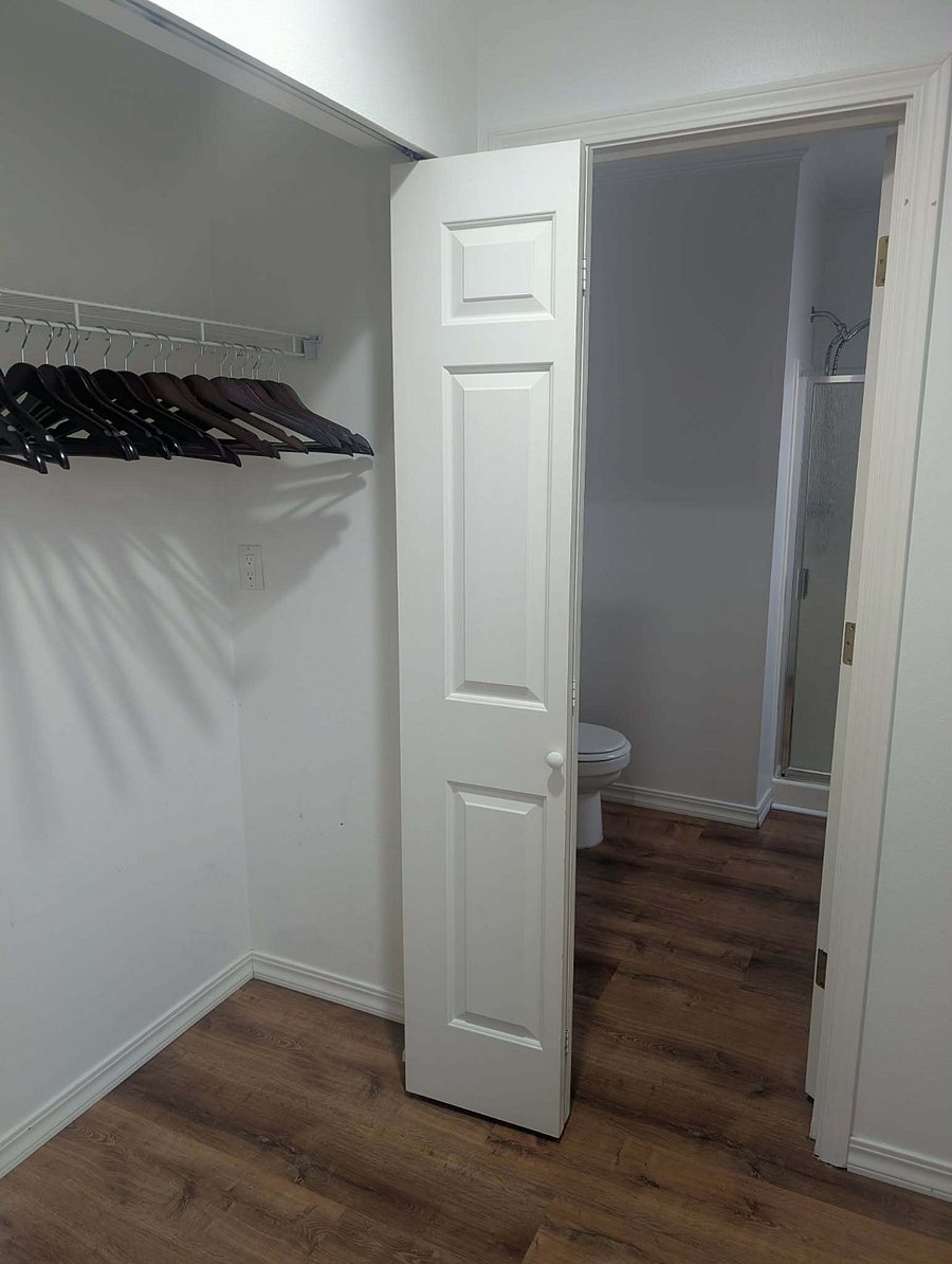 Furnished Finder property 1034281_1 photo 12