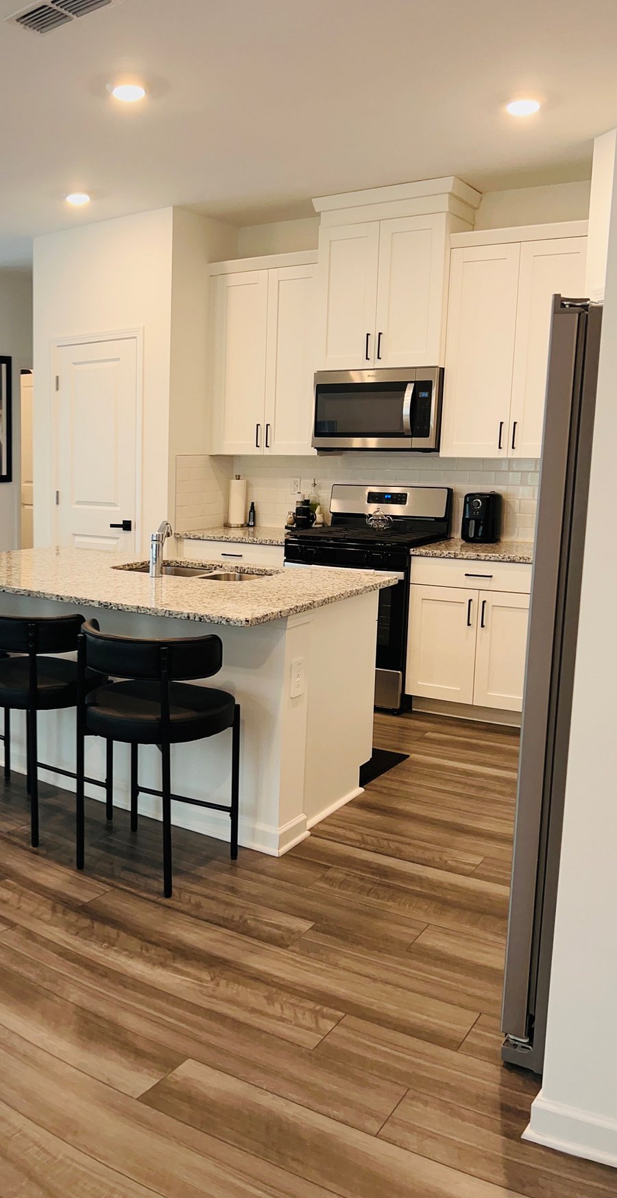 Furnished Finder property 1034288_1 photo 7