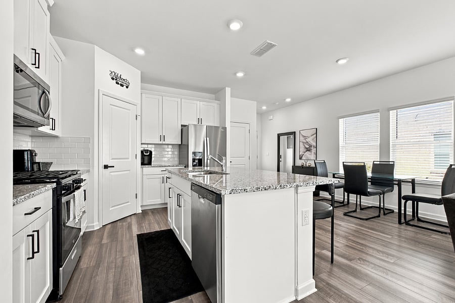 Furnished Finder property 1034288_1 photo 8