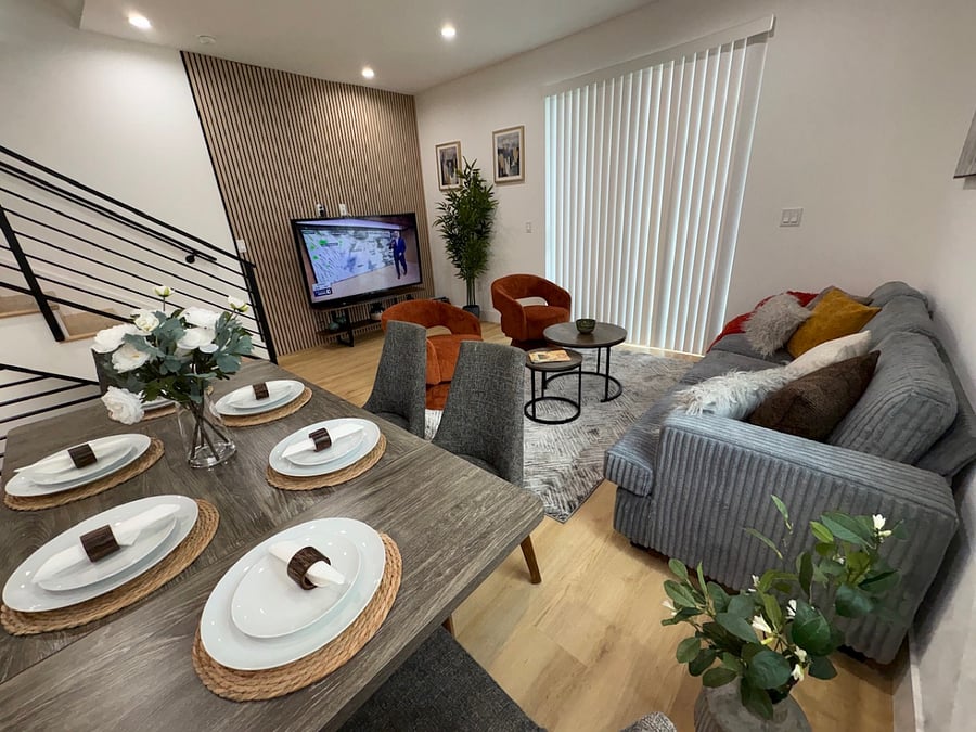 Furnished Finder property 1034290_1 photo 3