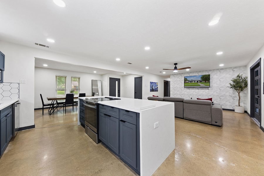 Furnished Finder property 1034293_1 photo 7