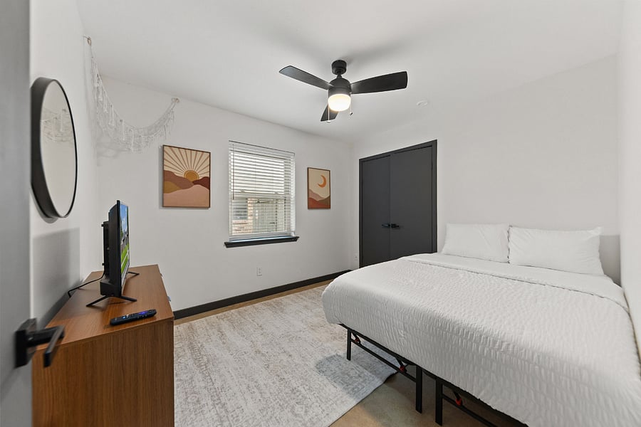 Furnished Finder property 1034293_1 photo 15