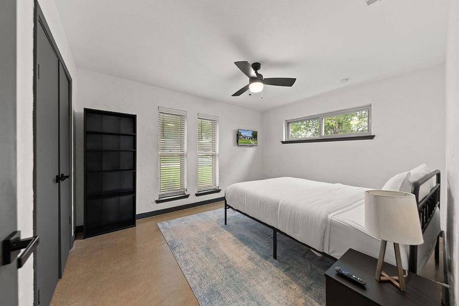 Furnished Finder property 1034293_1 photo 17