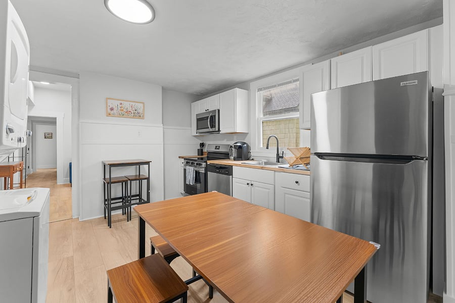 Furnished Finder property 1034298_1 photo 7