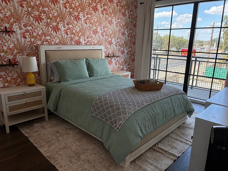 Furnished Finder property 1034301_1 photo 3