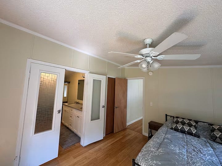 Furnished Finder property 1034302_1 photo 14