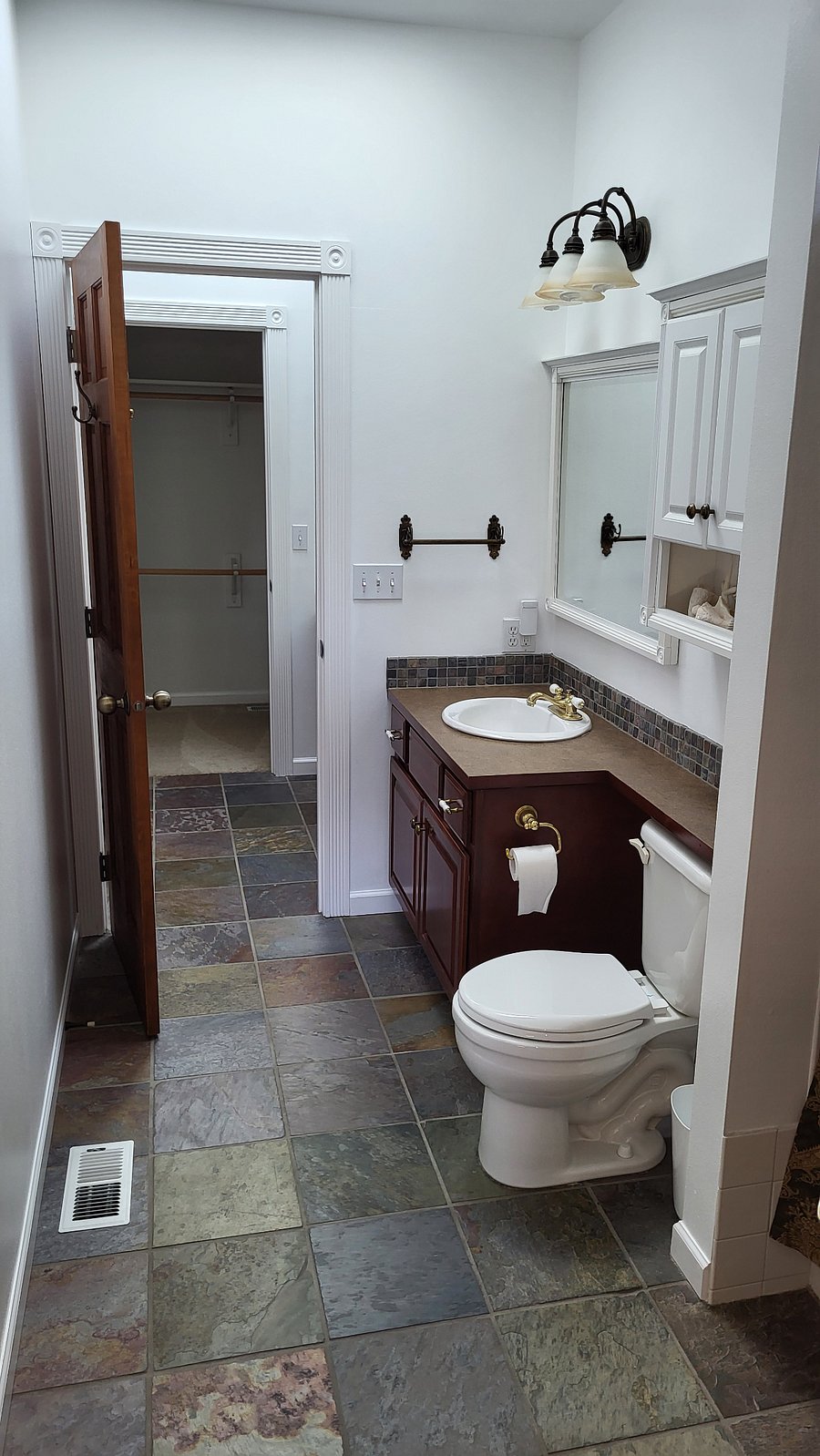 Furnished Finder property 1034306_1 photo 10