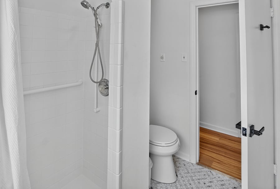 Furnished Finder property 1034307_1 photo 9
