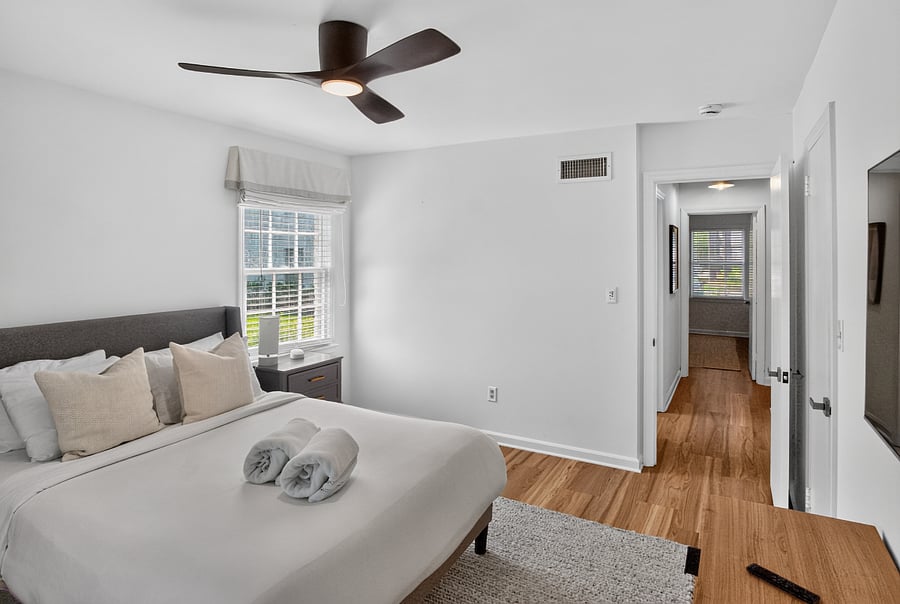 Furnished Finder property 1034307_1 photo 16