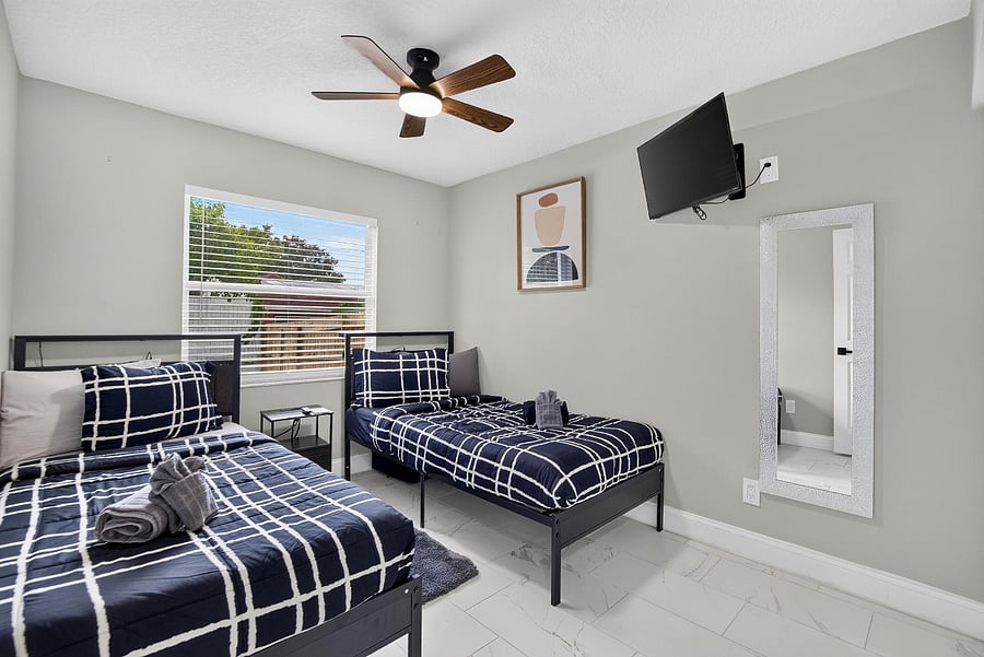 Furnished Finder property 1034312_1 photo 31
