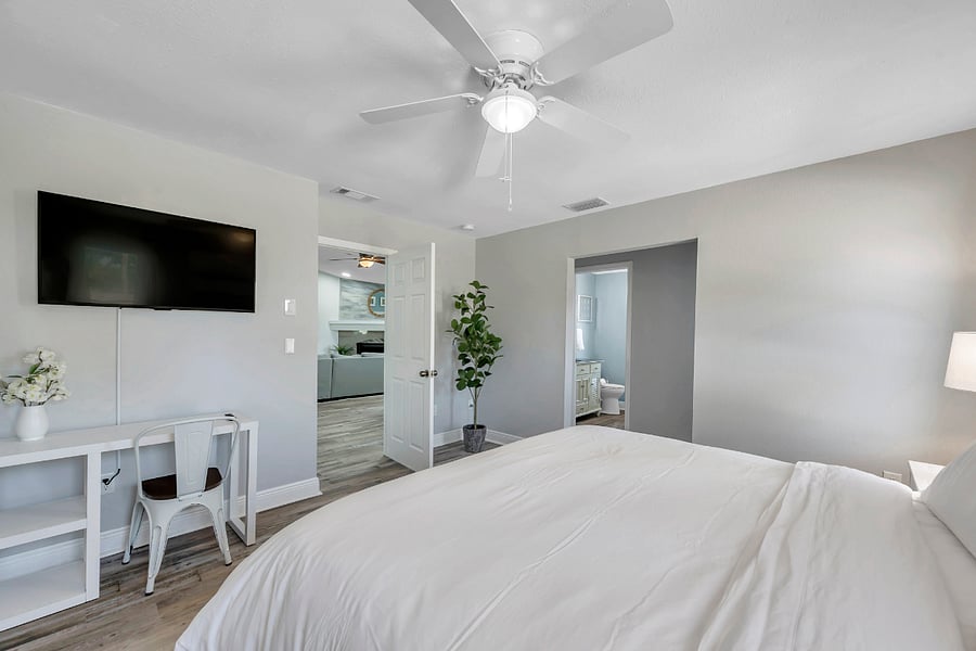 Furnished Finder property 1034313_1 photo 4