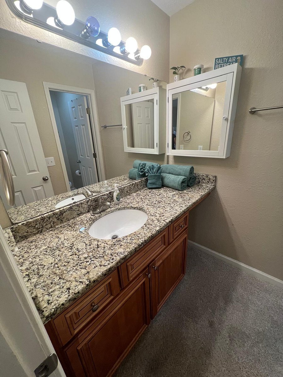 Master Bathroom #1