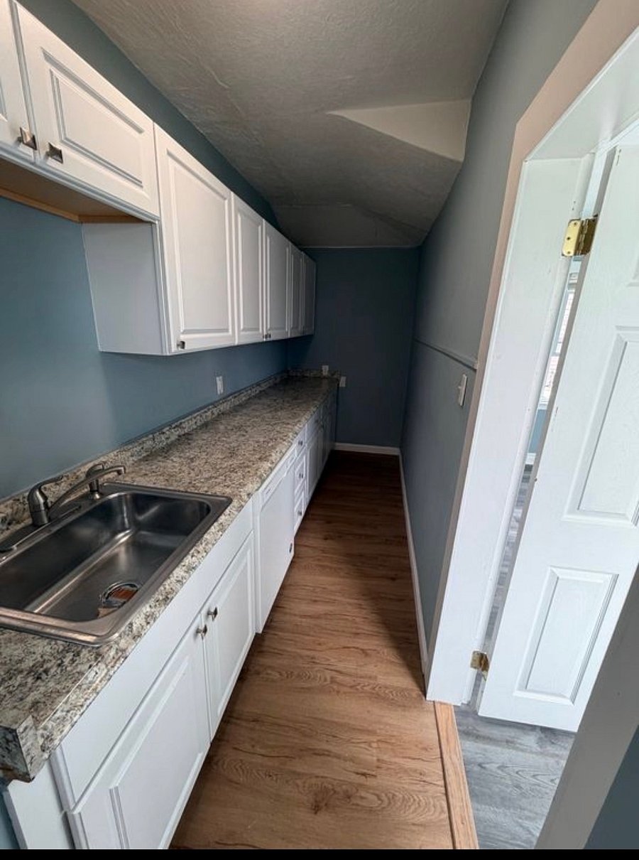 Furnished Finder property 1034325_1 photo 4