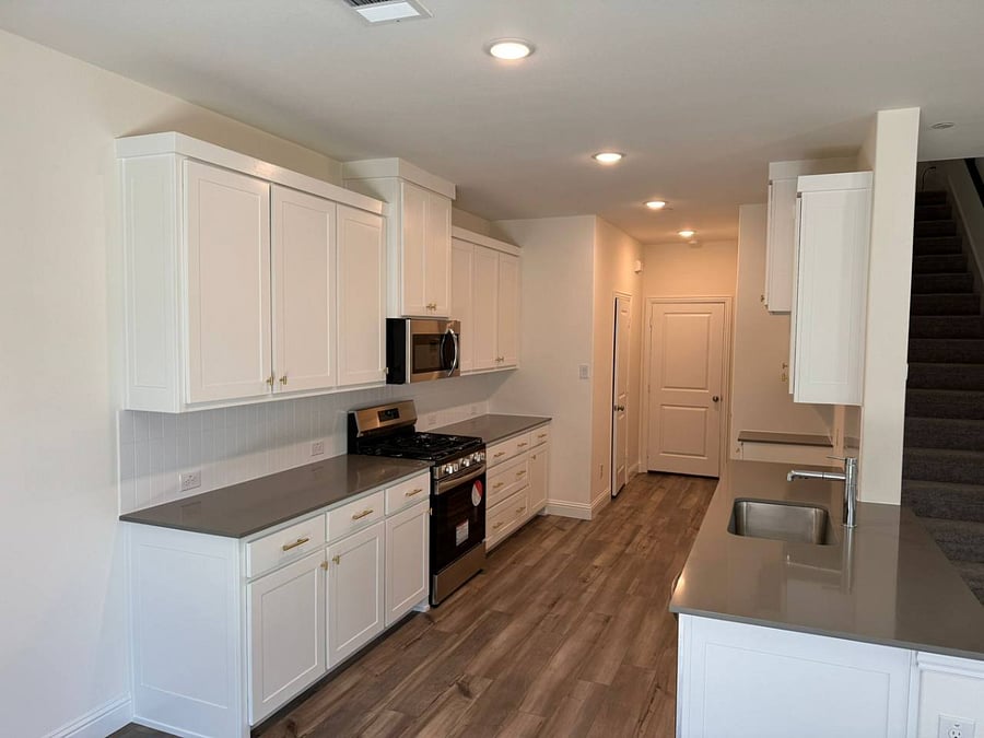 Furnished Finder property 1034335_1 photo 4