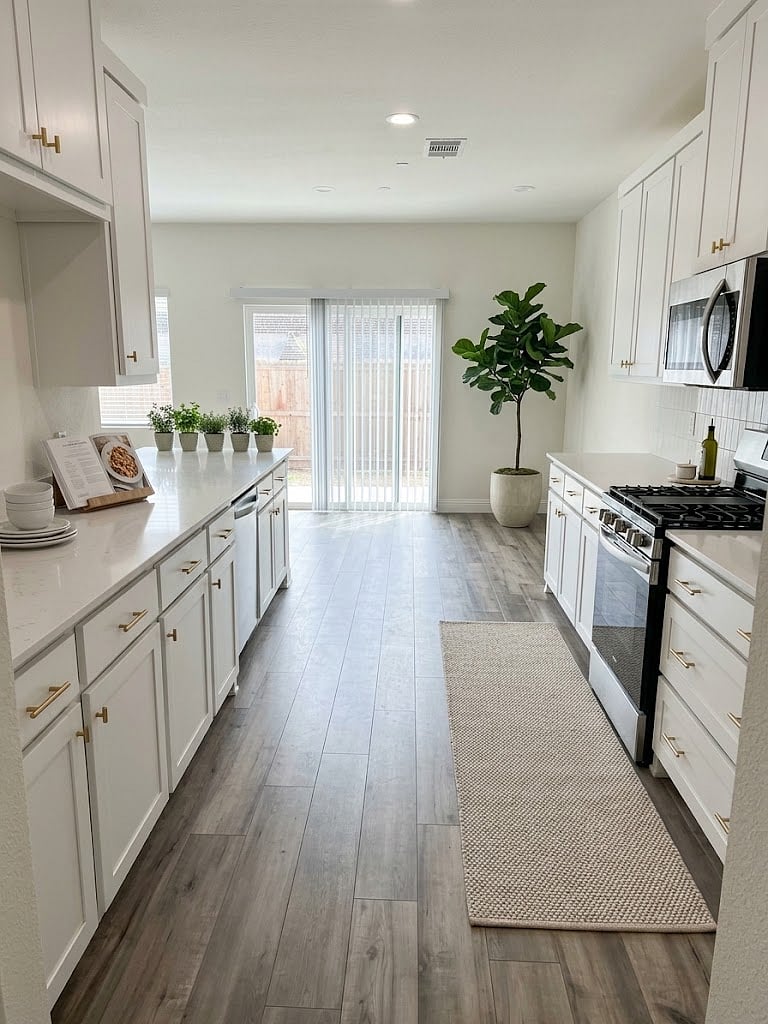 Furnished Finder property 1034335_1 photo 7