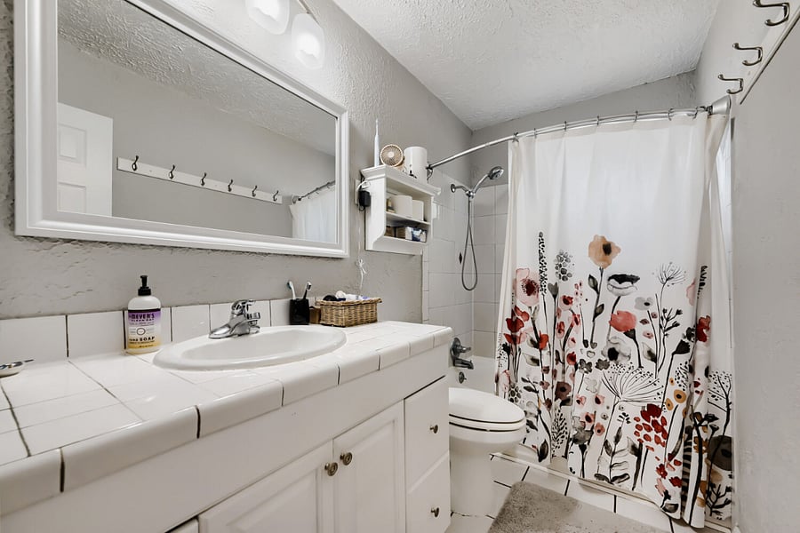 Furnished Finder property 1034337_1 photo 9