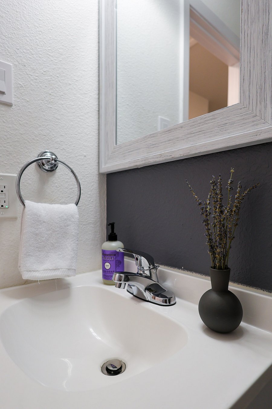 Furnished Finder property 1034348_1 photo 43