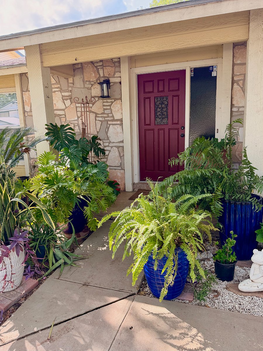 Furnished Finder property 1034352_1 photo 1