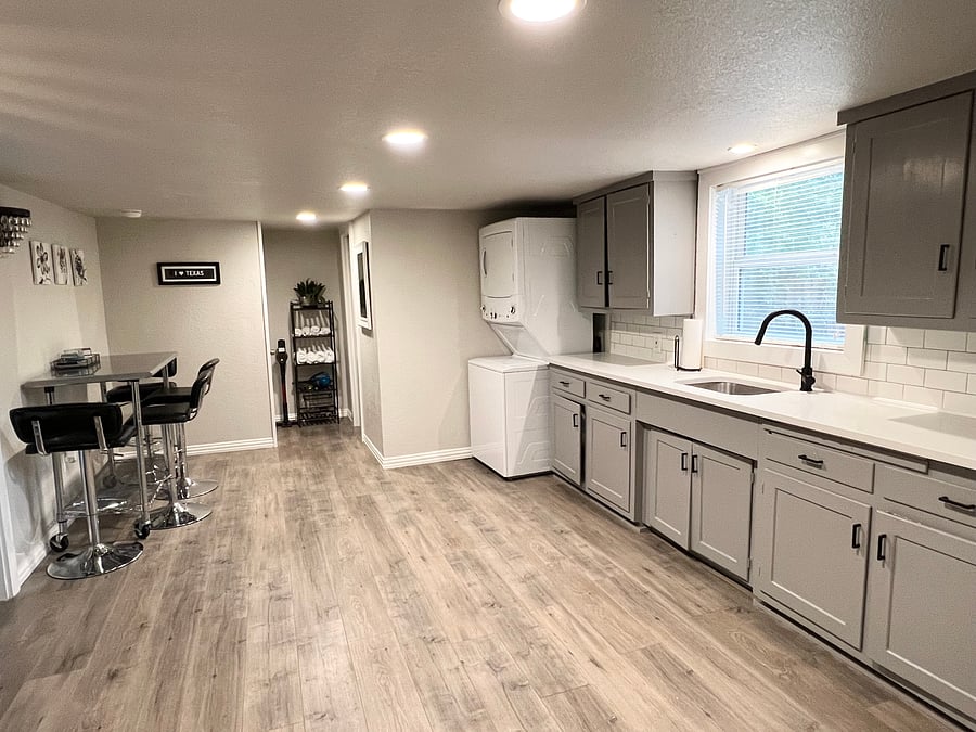 Furnished Finder property 1034357_1 photo 9