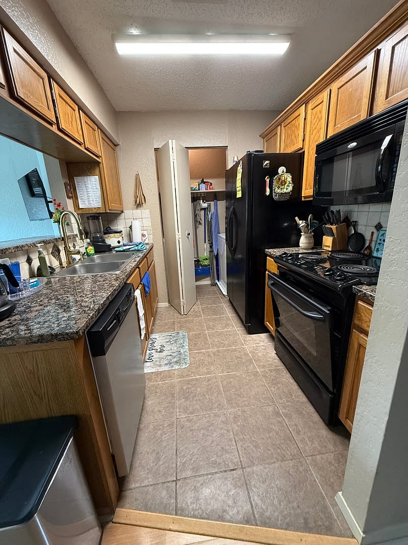 Furnished Finder property 1034373_1 photo 6