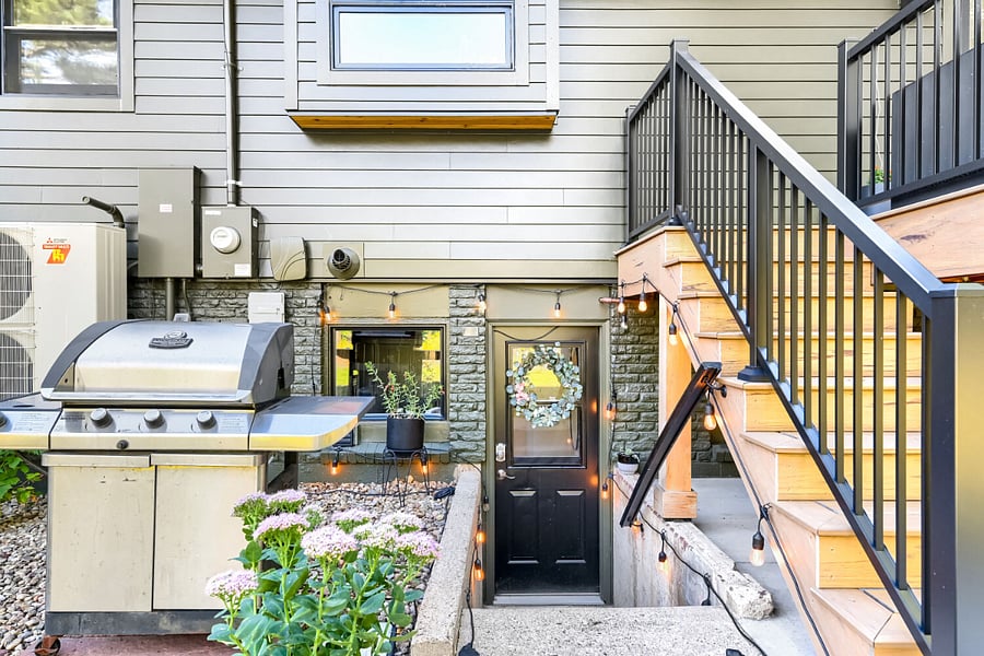 apartment front entry (from the backyard)