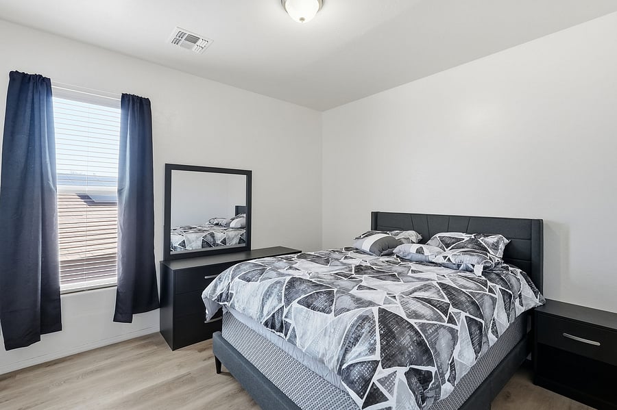 Furnished Finder property 1034399_1 photo 12