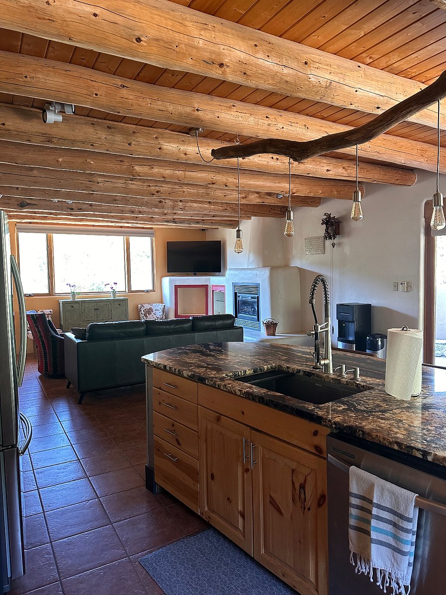 Furnished Finder property 1034420_1 photo 38