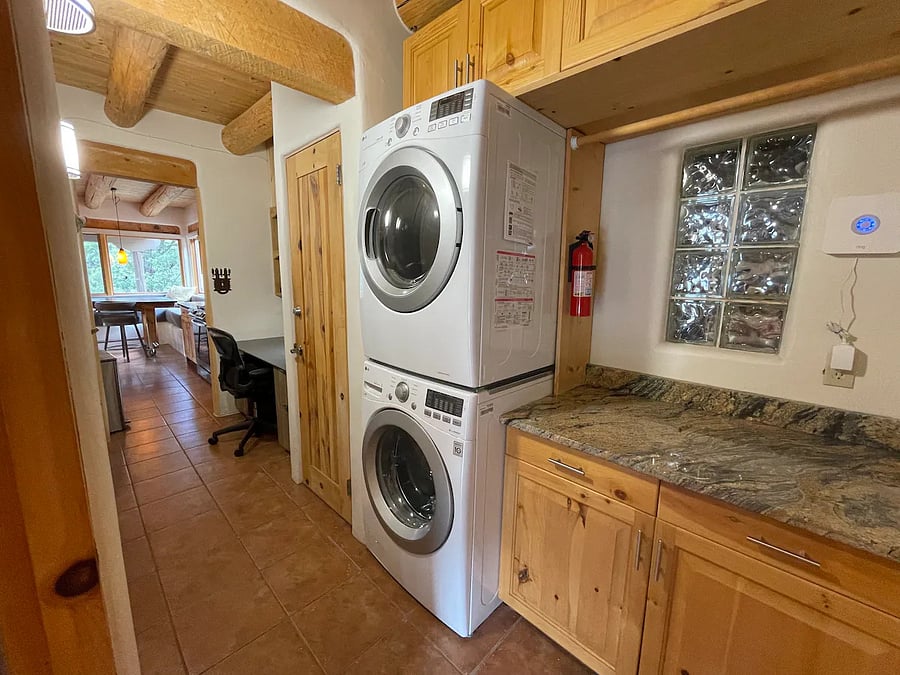 Furnished Finder property 1034420_1 photo 41