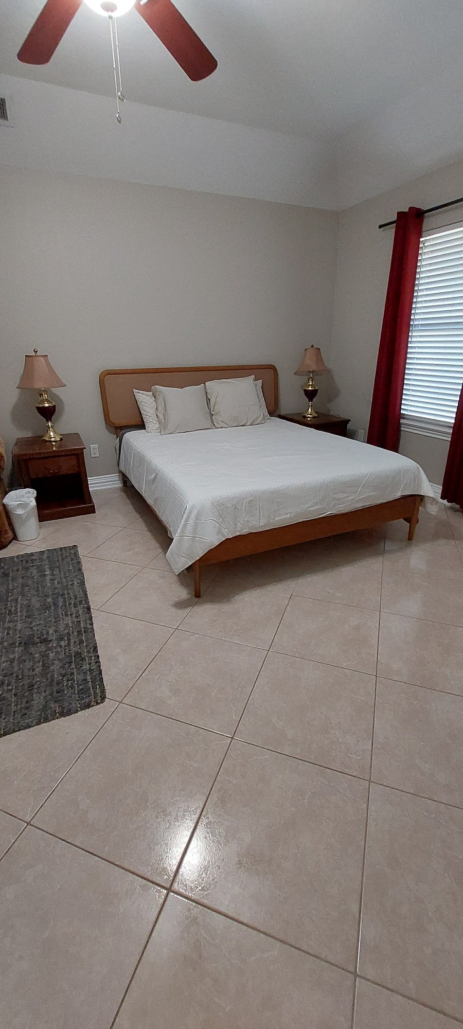 Furnished Finder property 1034437_1 photo 4
