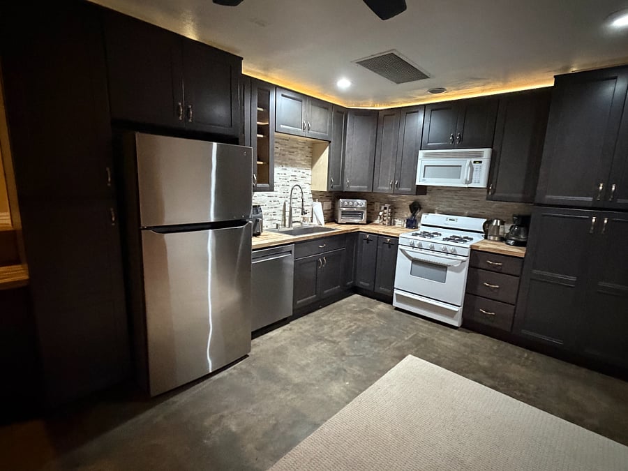 Furnished Finder property 1034441_1 photo 3